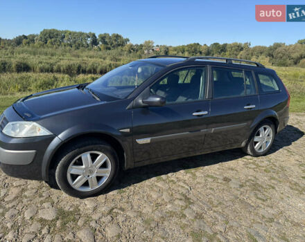 Рено Меган 2005 у Старой Синяве на Automoto.ua Сірий Рено Меган, об'ємом двигуна 1.6 л та пробігом 230 тис. км за 4550 $, фото 2 на Automoto.ua