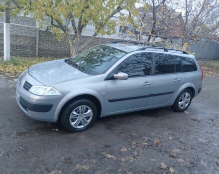 Серый Рено Меган, объемом двигателя 0 л и пробегом 180 тыс. км за 4600 $, фото 3 на Automoto.ua