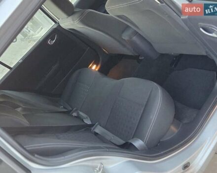 Серый Рено Меган, объемом двигателя 1.6 л и пробегом 223 тыс. км за 4399 $, фото 31 на Automoto.ua