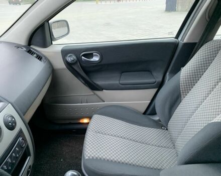Сірий Рено Меган, об'ємом двигуна 1.6 л та пробігом 213 тис. км за 4650 $, фото 11 на Automoto.ua