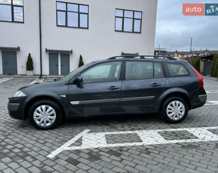 Серый Рено Меган, объемом двигателя 1.6 л и пробегом 221 тыс. км за 4850 $, фото 4 на Automoto.ua