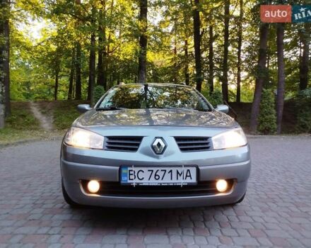 Серый Рено Меган, объемом двигателя 1.6 л и пробегом 315 тыс. км за 6500 $, фото 47 на Automoto.ua