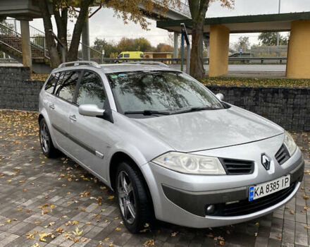 Серый Рено Меган, объемом двигателя 2 л и пробегом 319 тыс. км за 4799 $, фото 3 на Automoto.ua