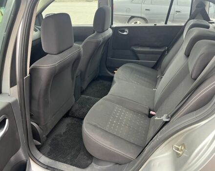 Серый Рено Меган, объемом двигателя 1.6 л и пробегом 285 тыс. км за 4300 $, фото 4 на Automoto.ua