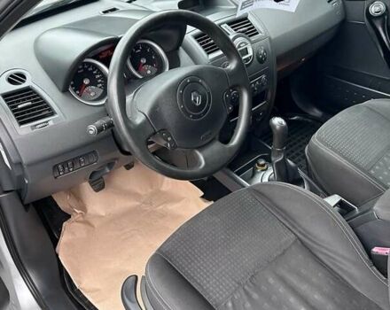 Сірий Рено Меган, об'ємом двигуна 1.6 л та пробігом 250 тис. км за 5400 $, фото 7 на Automoto.ua