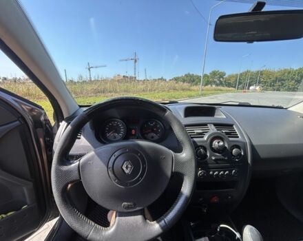 Сірий Рено Меган, об'ємом двигуна 1.6 л та пробігом 294 тис. км за 4100 $, фото 6 на Automoto.ua
