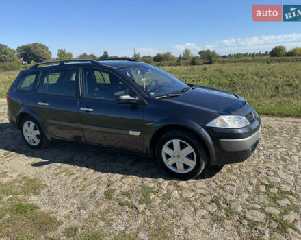 Рено Меган 2005 у Старой Синяве на Automoto.ua Сірий Рено Меган, об'ємом двигуна 1.6 л та пробігом 230 тис. км за 4550 $, фото 10 на Automoto.ua