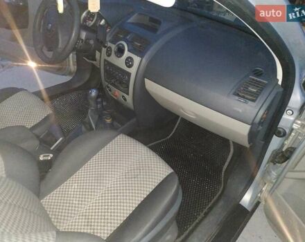 Сірий Рено Меган, об'ємом двигуна 1.6 л та пробігом 201 тис. км за 5200 $, фото 8 на Automoto.ua