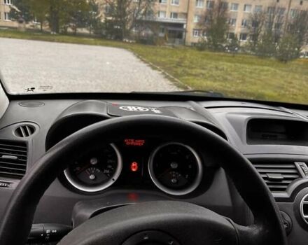 Серый Рено Меган, объемом двигателя 1.6 л и пробегом 173 тыс. км за 5000 $, фото 4 на Automoto.ua