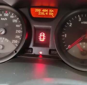 Серый Рено Меган, объемом двигателя 1.6 л и пробегом 260 тыс. км за 4750 $, фото 14 на Automoto.ua