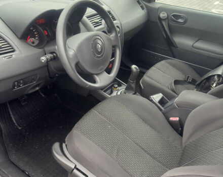 Серый Рено Меган, объемом двигателя 1.6 л и пробегом 197 тыс. км за 5300 $, фото 11 на Automoto.ua