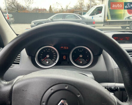 Серый Рено Меган, объемом двигателя 1.6 л и пробегом 285 тыс. км за 4300 $, фото 6 на Automoto.ua