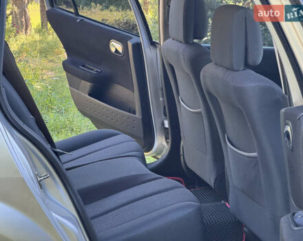 Серый Рено Меган, объемом двигателя 1.6 л и пробегом 160 тыс. км за 5199 $, фото 8 на Automoto.ua