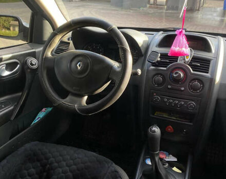 Серый Рено Меган, объемом двигателя 1.6 л и пробегом 250 тыс. км за 4800 $, фото 10 на Automoto.ua