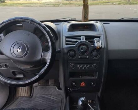 Сірий Рено Меган, об'ємом двигуна 1.6 л та пробігом 293 тис. км за 4300 $, фото 5 на Automoto.ua