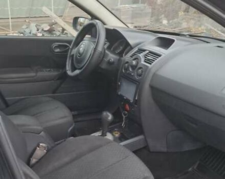 Сірий Рено Меган, об'ємом двигуна 1.46 л та пробігом 300 тис. км за 3299 $, фото 3 на Automoto.ua