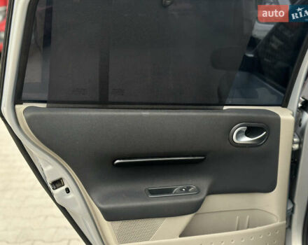 Серый Рено Меган, объемом двигателя 1.6 л и пробегом 215 тыс. км за 4900 $, фото 14 на Automoto.ua