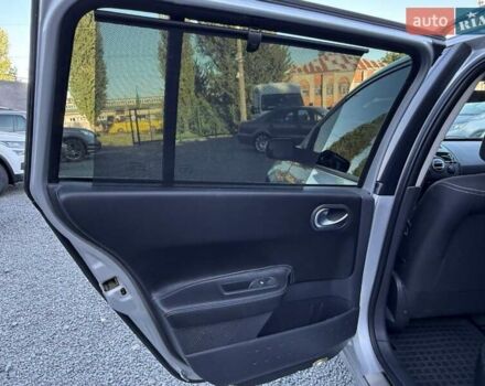 Серый Рено Меган, объемом двигателя 1.6 л и пробегом 317 тыс. км за 4700 $, фото 43 на Automoto.ua