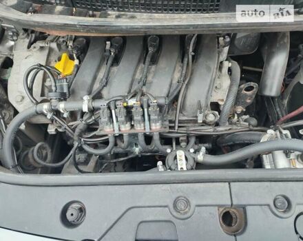 Серый Рено Меган, объемом двигателя 2 л и пробегом 200 тыс. км за 5100 $, фото 6 на Automoto.ua