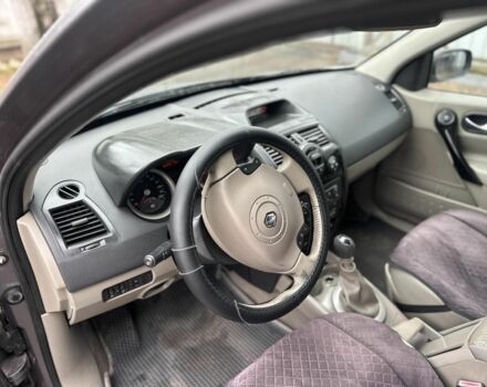 Серый Рено Меган, объемом двигателя 1.9 л и пробегом 286 тыс. км за 4200 $, фото 4 на Automoto.ua