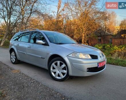 Серый Рено Меган, объемом двигателя 1.6 л и пробегом 182 тыс. км за 5700 $, фото 11 на Automoto.ua