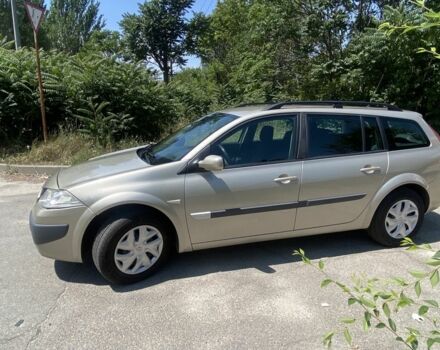 Серый Рено Меган, объемом двигателя 1.5 л и пробегом 305 тыс. км за 5399 $, фото 4 на Automoto.ua