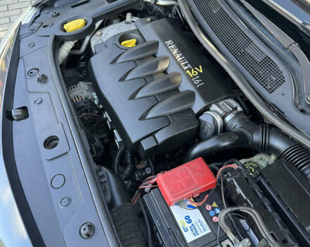 Серый Рено Меган, объемом двигателя 1.6 л и пробегом 235 тыс. км за 5200 $, фото 34 на Automoto.ua