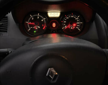 Серый Рено Меган, объемом двигателя 1.5 л и пробегом 260 тыс. км за 5000 $, фото 4 на Automoto.ua