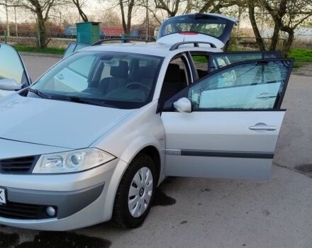 Серый Рено Меган, объемом двигателя 1.6 л и пробегом 200 тыс. км за 5555 $, фото 4 на Automoto.ua