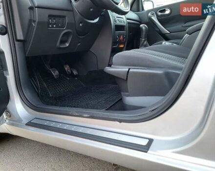 Серый Рено Меган, объемом двигателя 1.6 л и пробегом 182 тыс. км за 5700 $, фото 80 на Automoto.ua