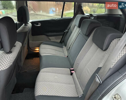 Серый Рено Меган, объемом двигателя 1.46 л и пробегом 265 тыс. км за 4400 $, фото 8 на Automoto.ua