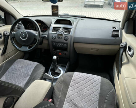 Серый Рено Меган, объемом двигателя 1.5 л и пробегом 264 тыс. км за 2950 $, фото 36 на Automoto.ua