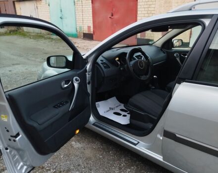 Сірий Рено Меган, об'ємом двигуна 1.6 л та пробігом 191 тис. км за 6100 $, фото 15 на Automoto.ua