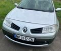 Серый Рено Меган, объемом двигателя 1.6 л и пробегом 222 тыс. км за 4500 $, фото 1 на Automoto.ua