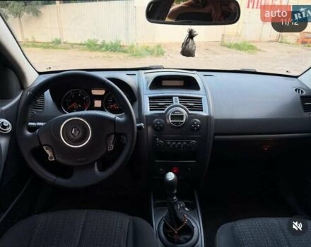 Сірий Рено Меган, об'ємом двигуна 1.5 л та пробігом 260 тис. км за 4650 $, фото 4 на Automoto.ua