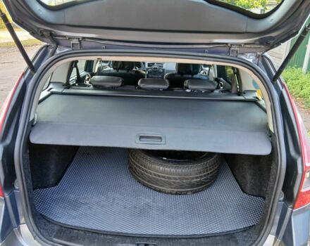 Рено Меган 2006 в Конотопе на Automoto.ua Серый Рено Меган, объемом двигателя 2 л и пробегом 219 тыс. км за 5600 $, фото 5 на Automoto.ua