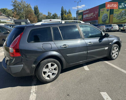 Рено Меган 2006 у Нежине на Automoto.ua Сірий Рено Меган, об'ємом двигуна 1.6 л та пробігом 243 тис. км за 5900 $, фото 15 на Automoto.ua