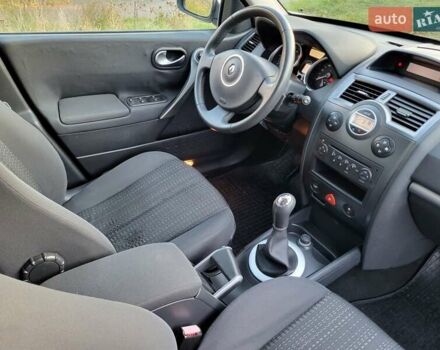 Серый Рено Меган, объемом двигателя 1.6 л и пробегом 182 тыс. км за 5700 $, фото 88 на Automoto.ua