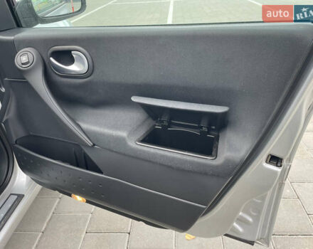 Серый Рено Меган, объемом двигателя 1.6 л и пробегом 196 тыс. км за 5500 $, фото 19 на Automoto.ua