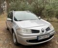 Серый Рено Меган, объемом двигателя 2 л и пробегом 275 тыс. км за 4900 $, фото 1 на Automoto.ua