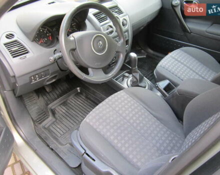 Сірий Рено Меган, об'ємом двигуна 1.6 л та пробігом 193 тис. км за 5000 $, фото 8 на Automoto.ua