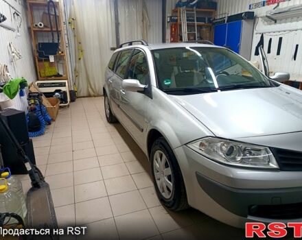 Серый Рено Меган, объемом двигателя 1.6 л и пробегом 220 тыс. км за 5100 $, фото 4 на Automoto.ua