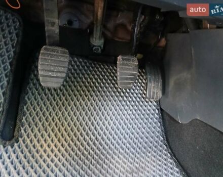 Рено Меган 2006 в Конотопе на Automoto.ua Серый Рено Меган, объемом двигателя 2 л и пробегом 219 тыс. км за 5600 $, фото 24 на Automoto.ua