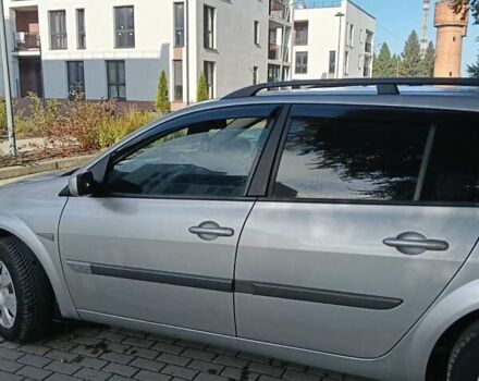 Серый Рено Меган, объемом двигателя 1.6 л и пробегом 211 тыс. км за 5000 $, фото 4 на Automoto.ua