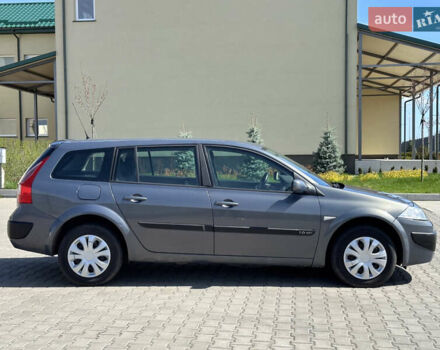 Серый Рено Меган, объемом двигателя 1.6 л и пробегом 265 тыс. км за 4350 $, фото 14 на Automoto.ua