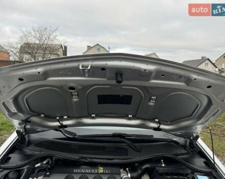 Сірий Рено Меган, об'ємом двигуна 1.6 л та пробігом 216 тис. км за 5400 $, фото 9 на Automoto.ua