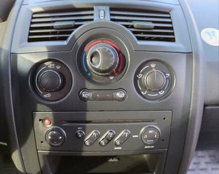 Серый Рено Меган, объемом двигателя 1.6 л и пробегом 210 тыс. км за 4650 $, фото 15 на Automoto.ua