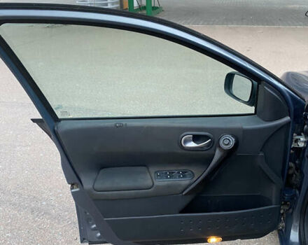 Сірий Рено Меган, об'ємом двигуна 1.6 л та пробігом 293 тис. км за 3600 $, фото 12 на Automoto.ua