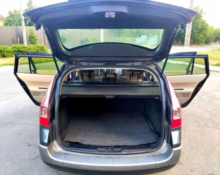 Сірий Рено Меган, об'ємом двигуна 1.5 л та пробігом 272 тис. км за 4500 $, фото 5 на Automoto.ua