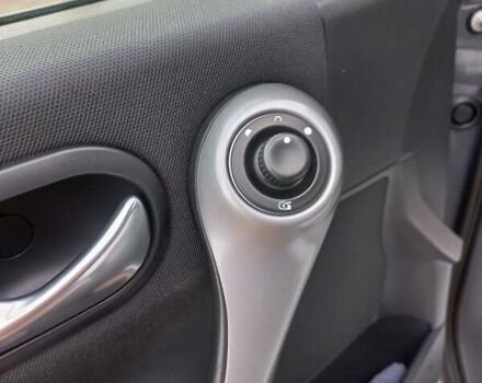 Сірий Рено Меган, об'ємом двигуна 1.6 л та пробігом 107 тис. км за 6999 $, фото 31 на Automoto.ua